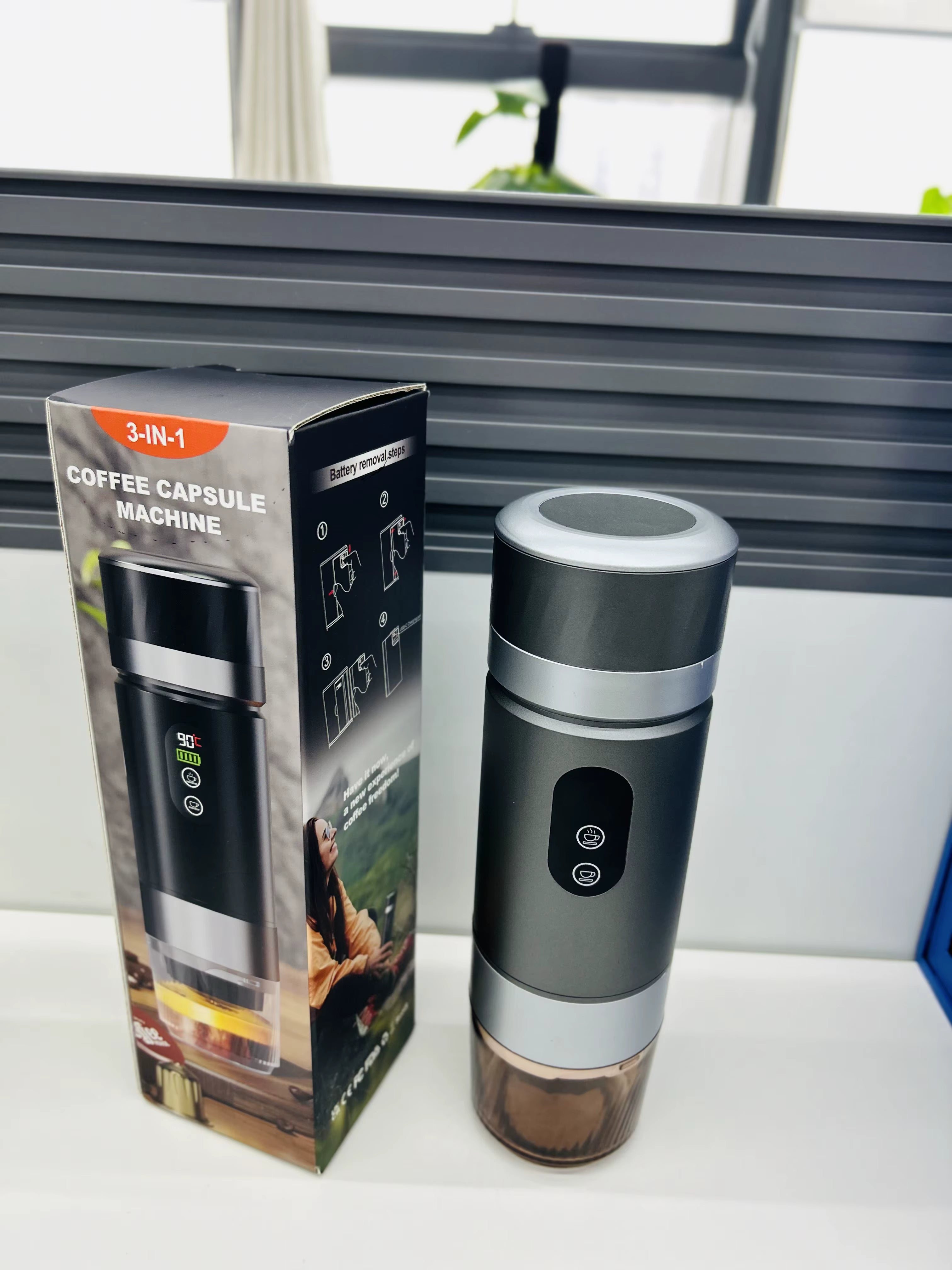 PocketCaffé – Hordozható, vezeték nélküli kávéfőző (szürke, NAGYOBB kapacitás)